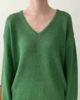 IRIS V NECK KELLY GREEN