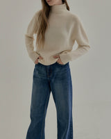 DILA SOFT WOOL MOCK TURTLENECK ECRU
