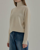 DILA SOFT WOOL MOCK TURTLENECK ECRU