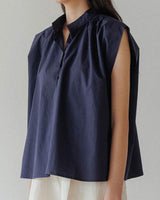 MANDARIN SLEEVELESS TOP