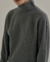 DILA SOFT WOOL MOCK TURTLENECK GREY