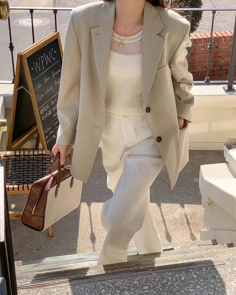 ZOOEY PINSTRIPE BLAZER BEIGE