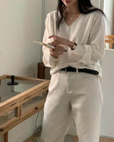 RELAXED LIGHTWEIGHT WOOL BLEND V NECK IVORY