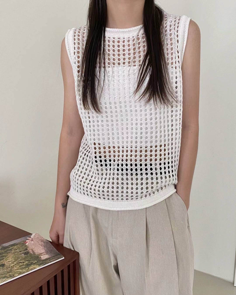 OPEN STITCH SLEEVELESS KNIT IVORY
