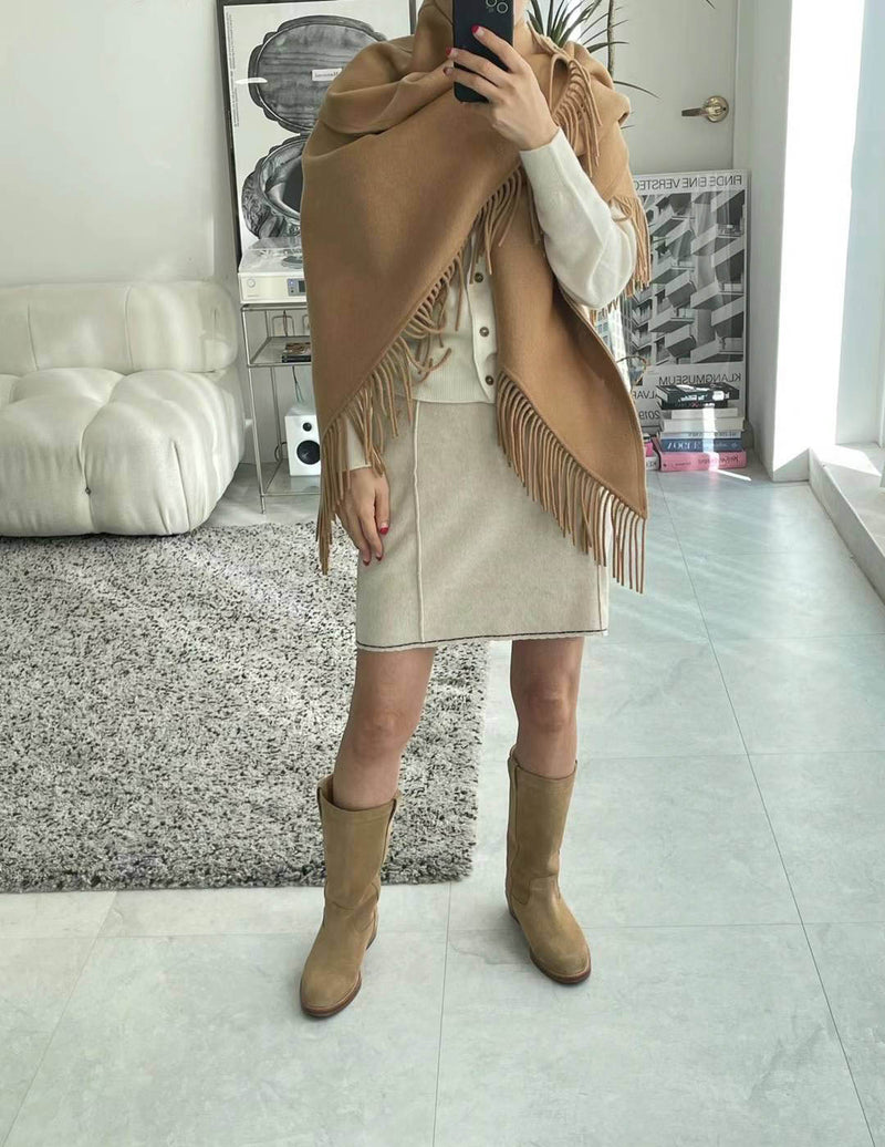 WOOL FRINGE SHAWL