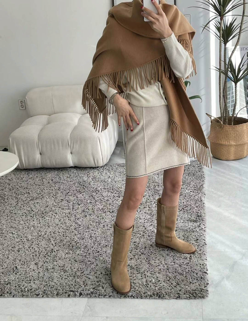 WOOL FRINGE SHAWL