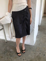 TEXTURED SATIN SKIRT BLACK