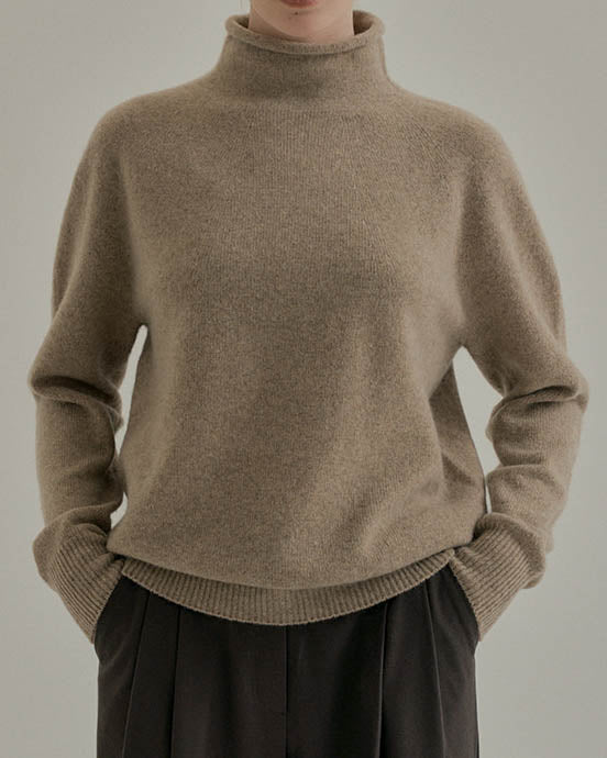 DILA SOFT WOOL MOCK TURTLENECK MOCHA